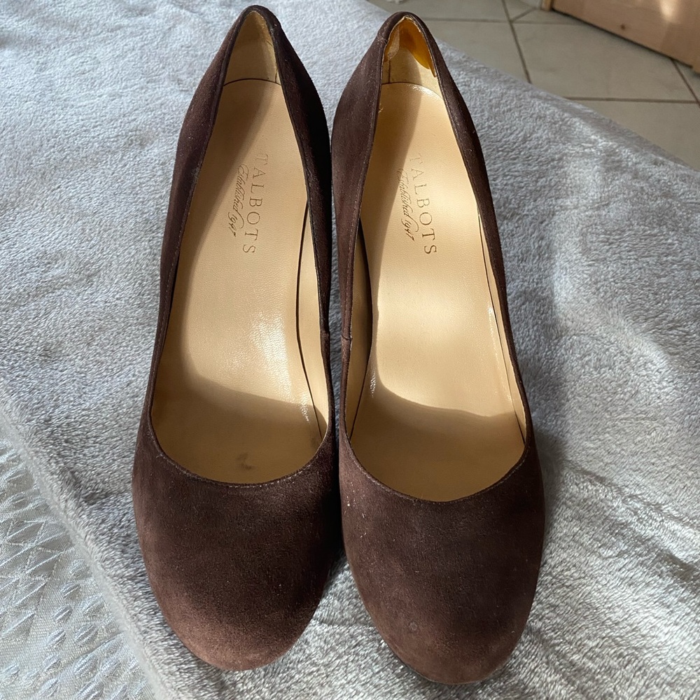 Talbots Heels 👠 - Picture 2 of 5